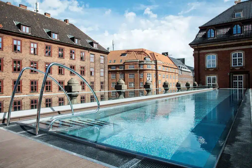 Spa i København - de 10 beste spa hotell i Danmarks hovedstad 🇩🇰 14 Hotel Villa takpool københavn