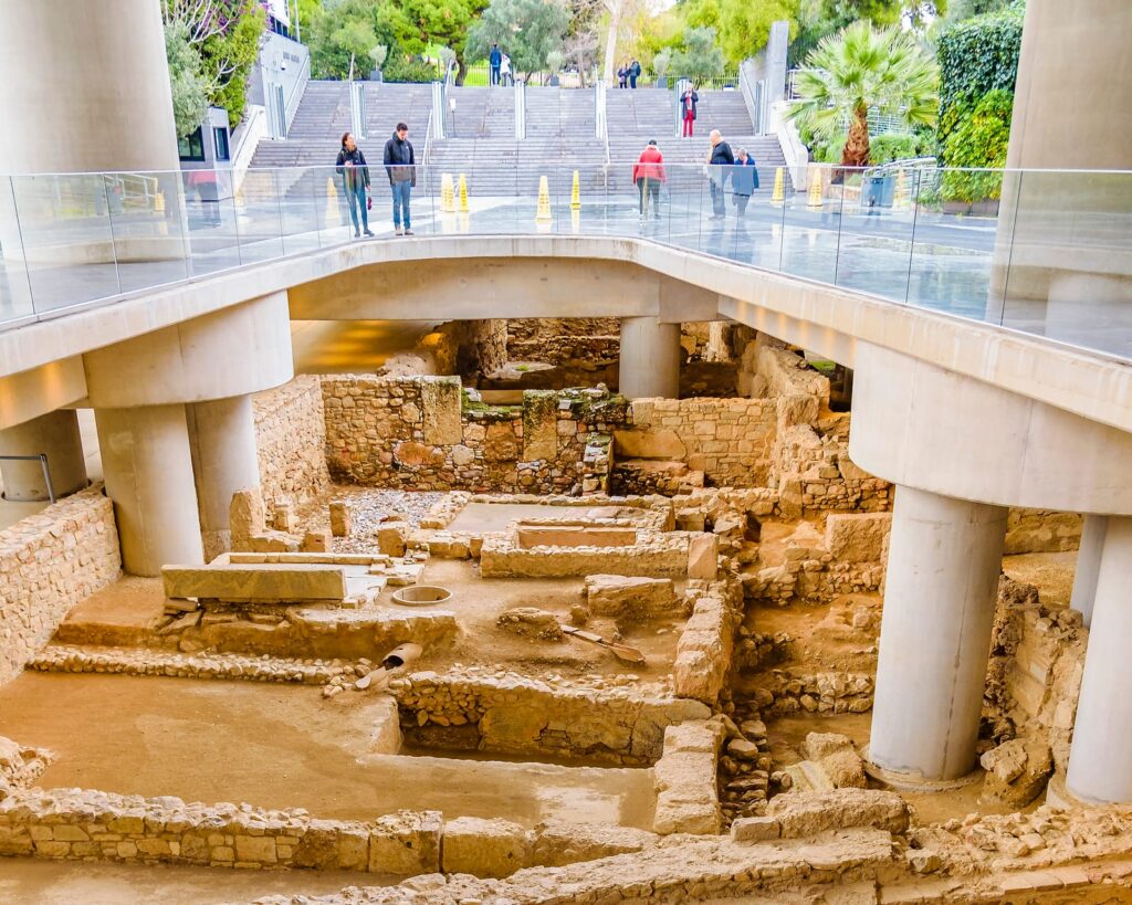 Severdigheter i Athen: de 20 beste tingene å se og gjøre 3 Akropolismuseet