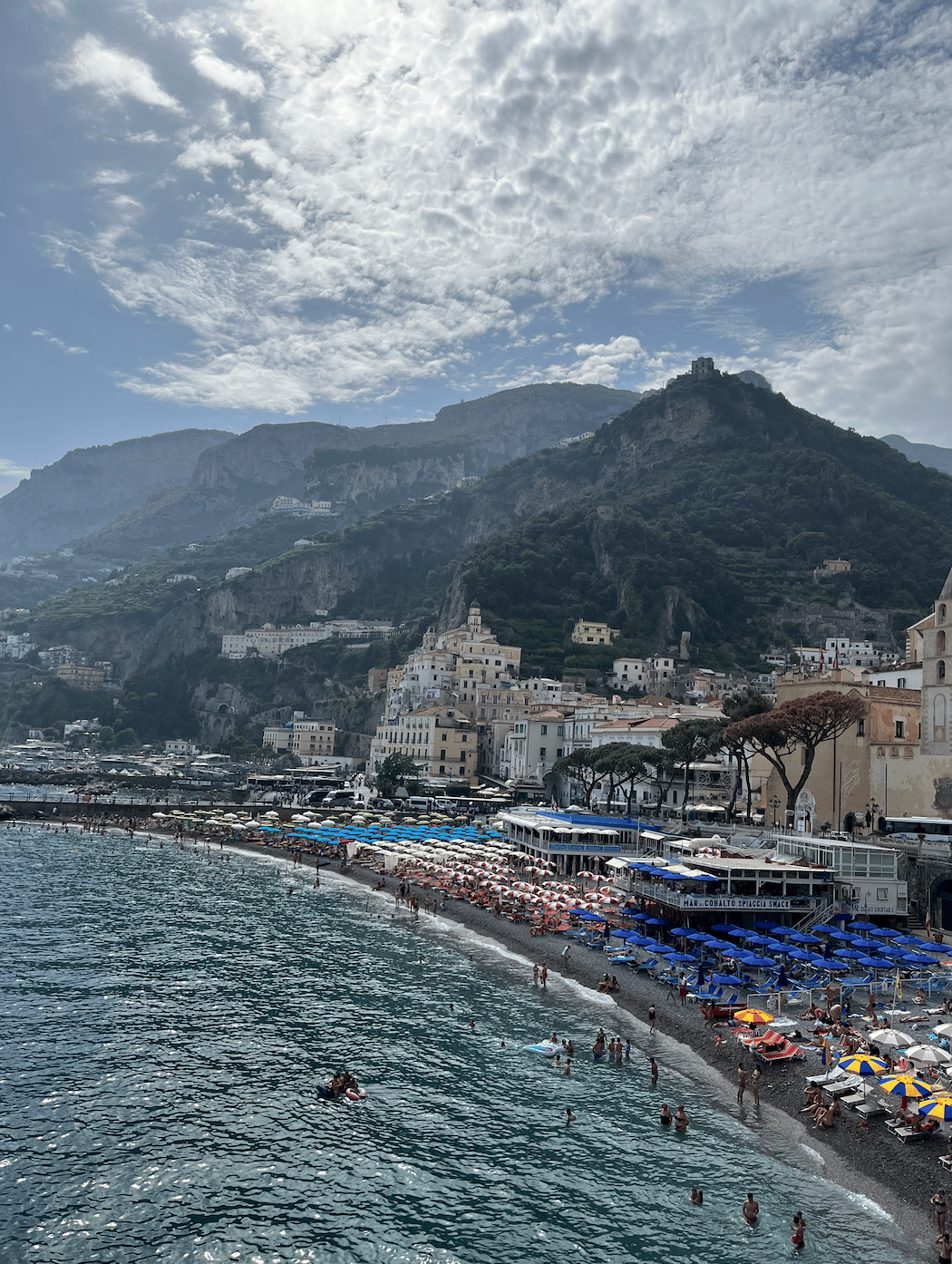 Amalfi by og strand