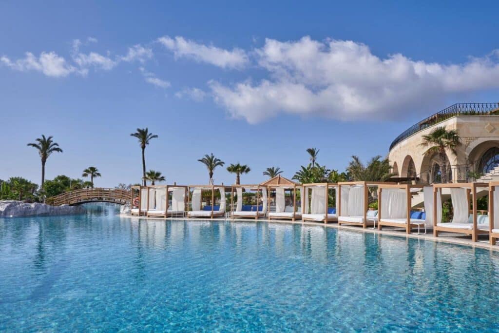 Hvor bør man bo på Rhodos? De 5 beste områdene og gode hoteller 20 Atlantica Imperial Resort