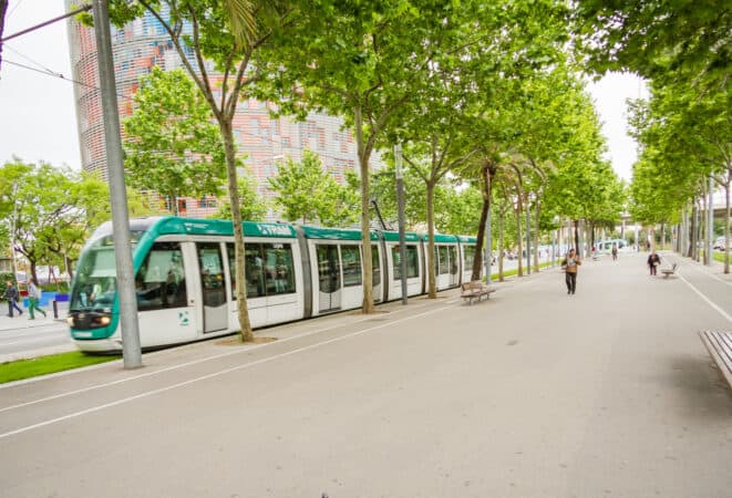 Offentlig transport i Barcelona: billetter, kort og tips 7 Barcelona trikk
