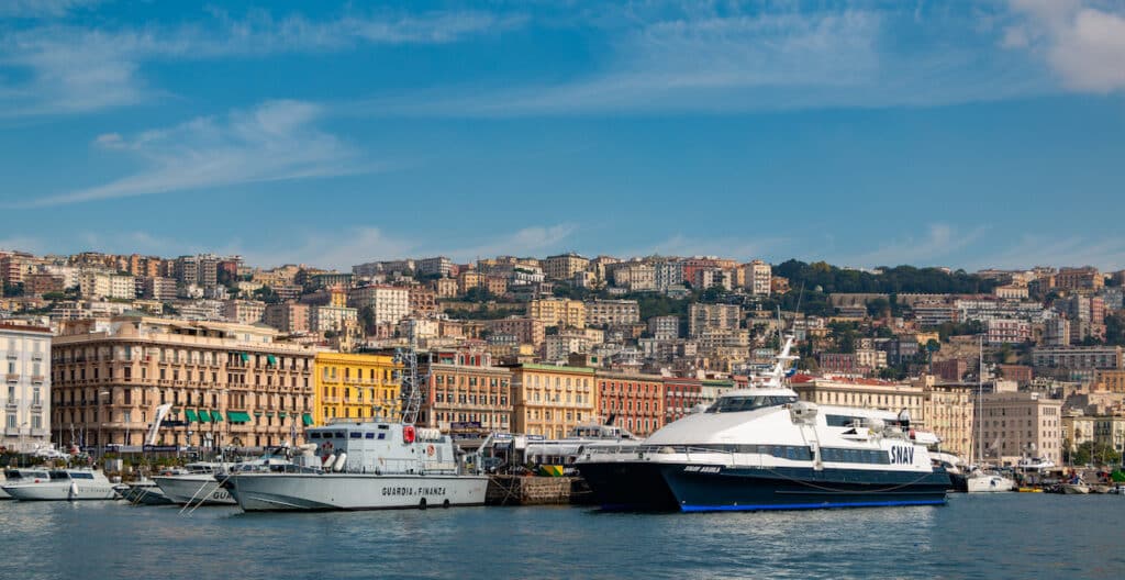 Havnen i Napoli