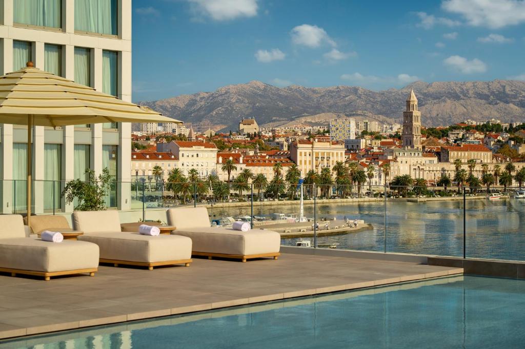 Hvor bør man bo i Split? De 3 beste områdene og gode hoteller 10 Hotel Ambasador