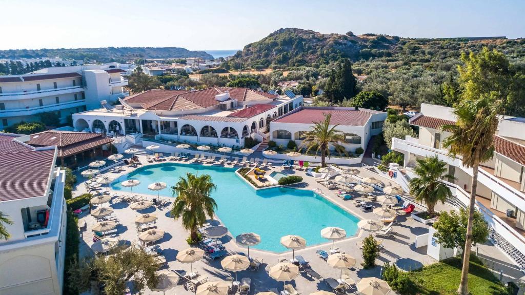 Hvor bør man bo på Rhodos? De 5 beste områdene og gode hoteller 21 Hotel Niriides Beach