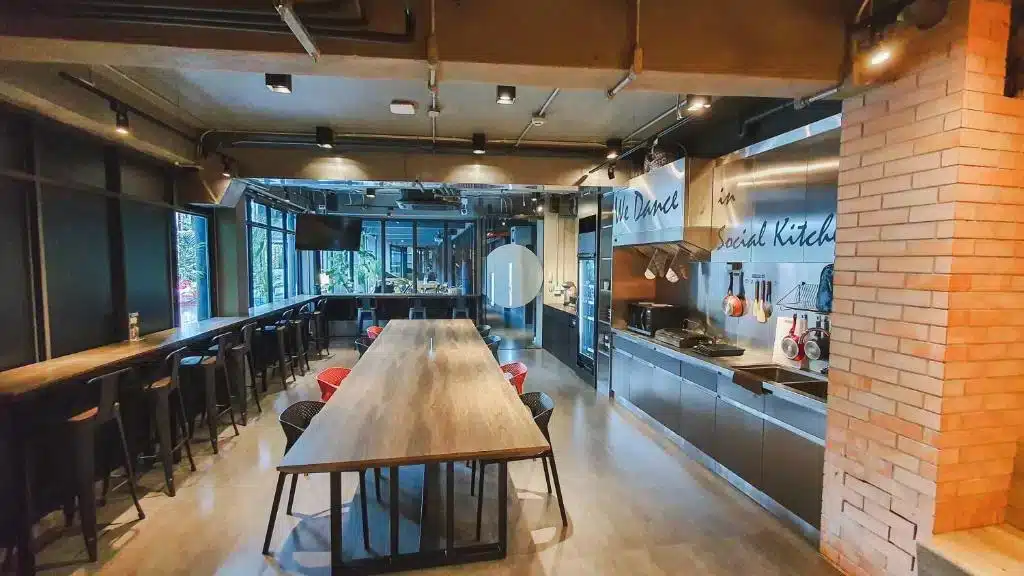 Hotel Ordinary, billig hotell i Bangkok sentrum
