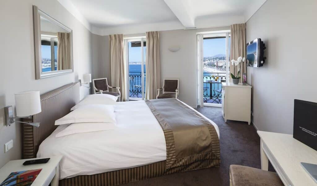 Hvor bør man bo i Nice? De 4 beste områdene og gode hoteller 5 Hôtel Suisse, luksushotell i Old Town i Nice
