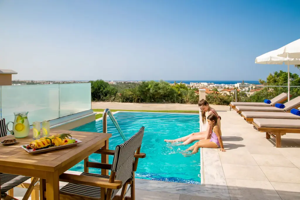 Louis St Elias Resort & Waterpark privat basseng