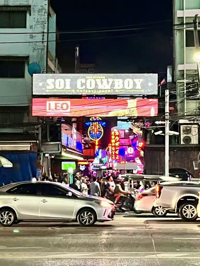Soi Cowboy er et av stedene du bør unngå i Bangkok.