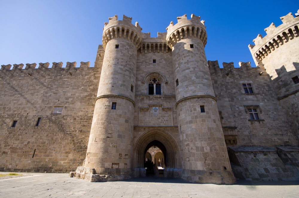 Hvor bør man bo på Rhodos? De 5 beste områdene og gode hoteller 3 Stormesterpalasset rhodos