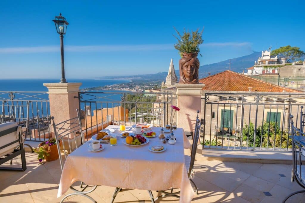 Taormina sicilia