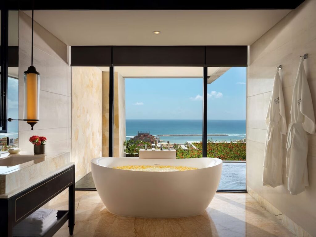 The Apurva Kempinski Bali rom med basseng