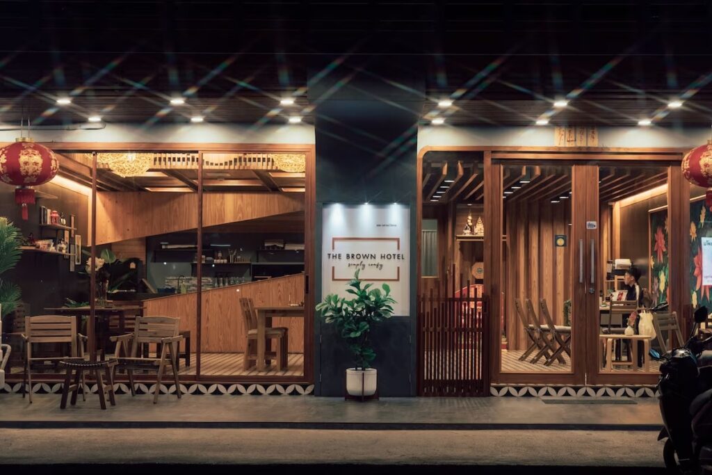 The Brown Hotel, billig hotell i sentrum av Krabi