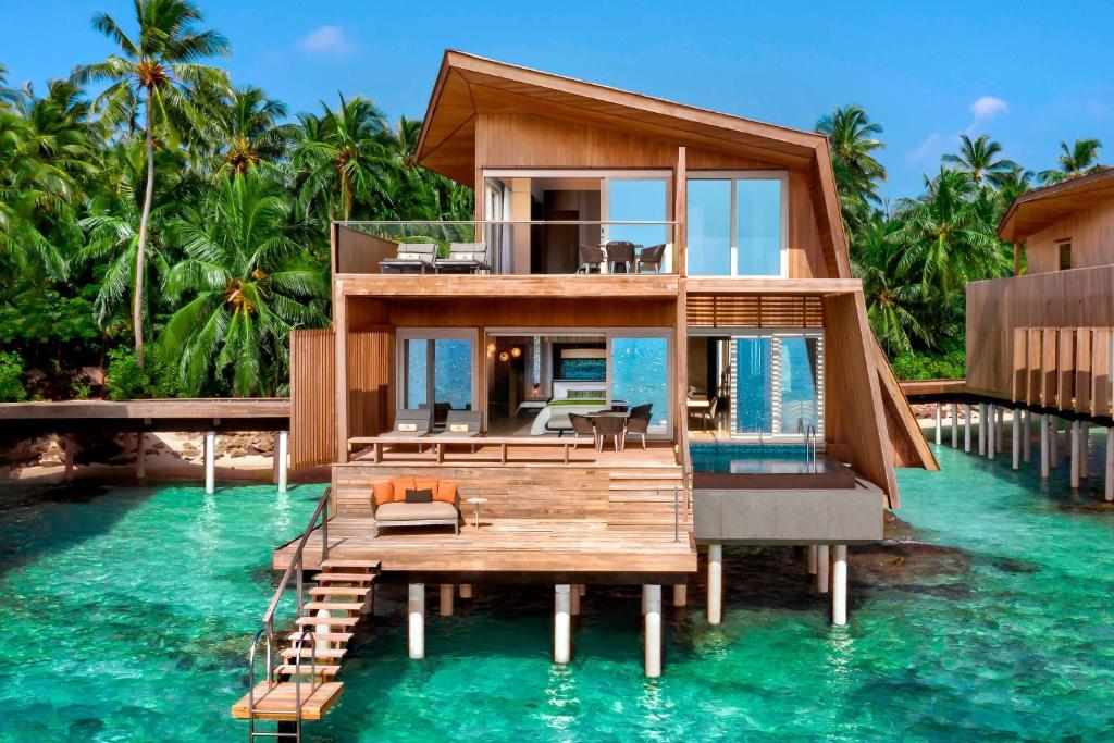 Villa over vannet på The St. Regis Maldives Vommuli Resort