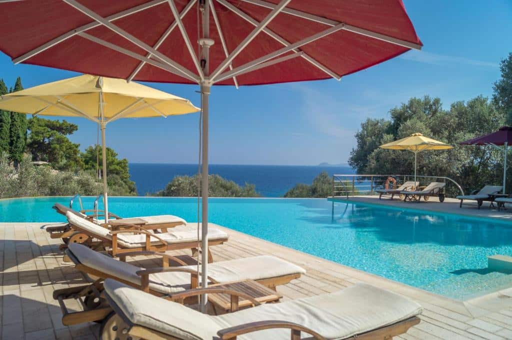 Hvor bør man bo på Samos? De 5 beste områdene & gode hoteller 5 Armonia Bay Hotel på Samos