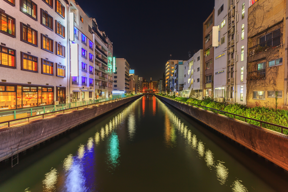 Dotonbori-kanalen i Namba i Osaka om kvelden