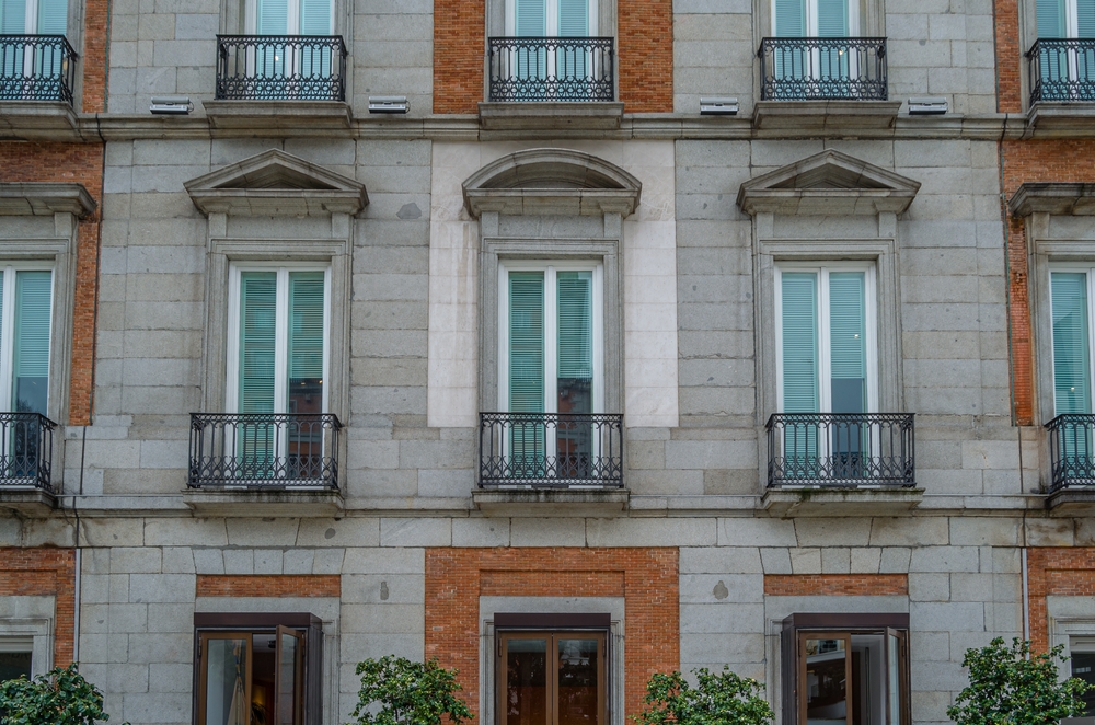 Fasaden på Museo Thyssen-Bornemisza i Madrid