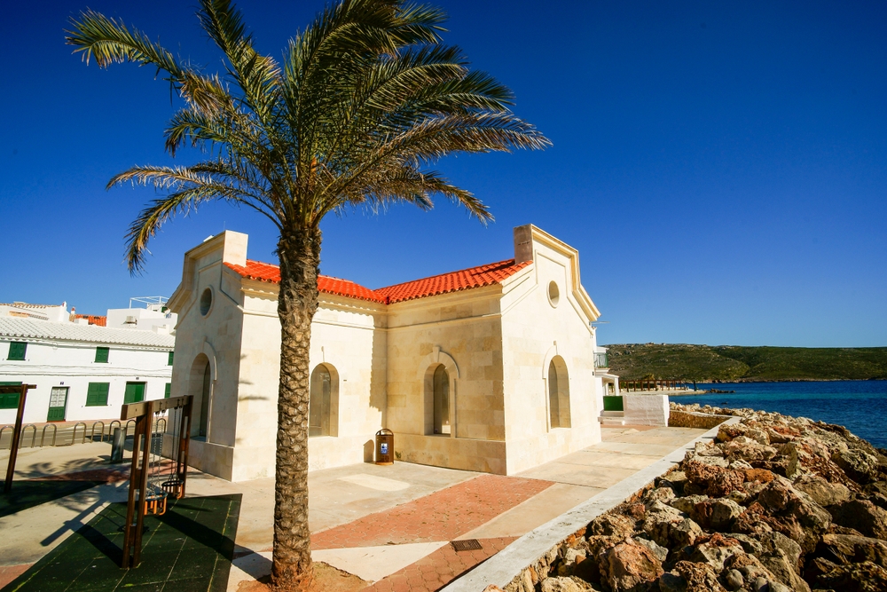 Hvor bør man bo på Menorca? De 6 beste områdene og hotellene 6 Havnen i Fornells på Menorca