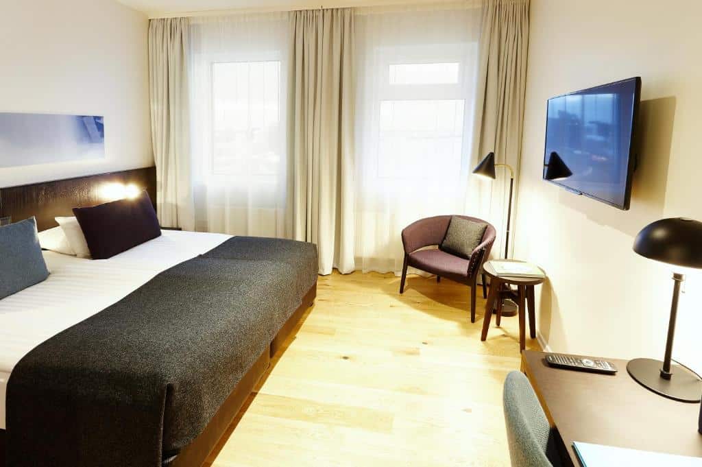 Hvor bør man bo i Reykjavik? De 4 beste områdene & gode hoteller 9 Fosshotel Reykjavík