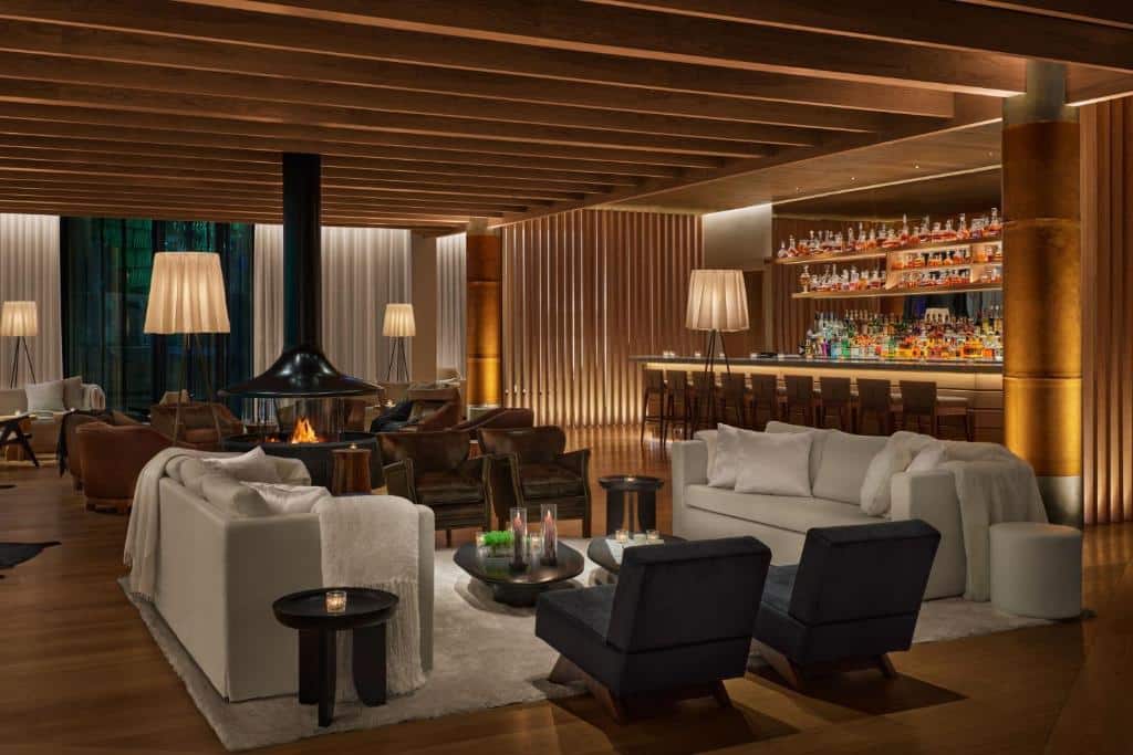 Hvor bør man bo i Reykjavik? De 4 beste områdene & gode hoteller 3 Hotellet The Reykjavik EDITION