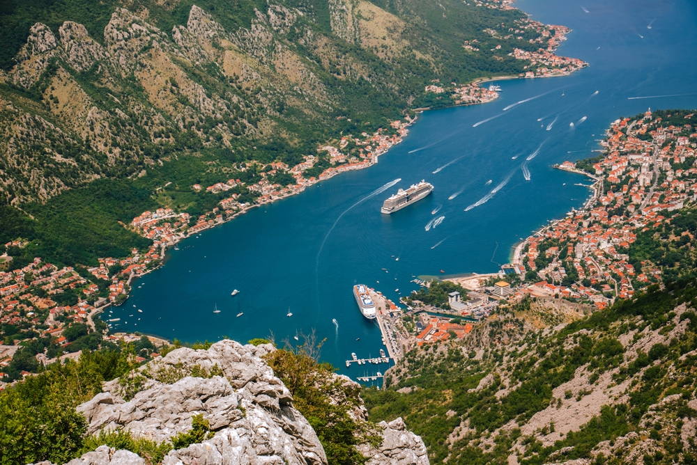 Utsikt over Kotorbukten fra fjellveien mellom Kotor og Lovćen