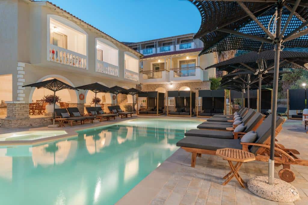 Hvor bør man bo på Samos? De 5 beste områdene & gode hoteller 9 Ino Hotel & Suites i Samos by