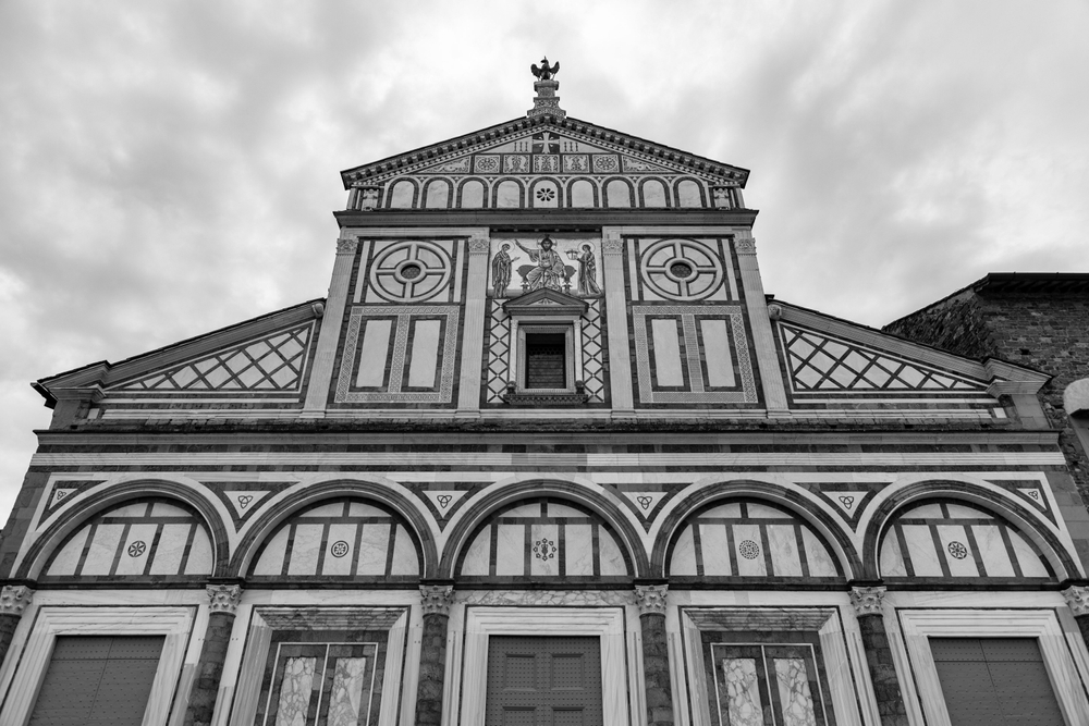 Severdigheter i Firenze: 20 ting å se og gjøre 10 Kirken San Miniato al Monte over Firenze