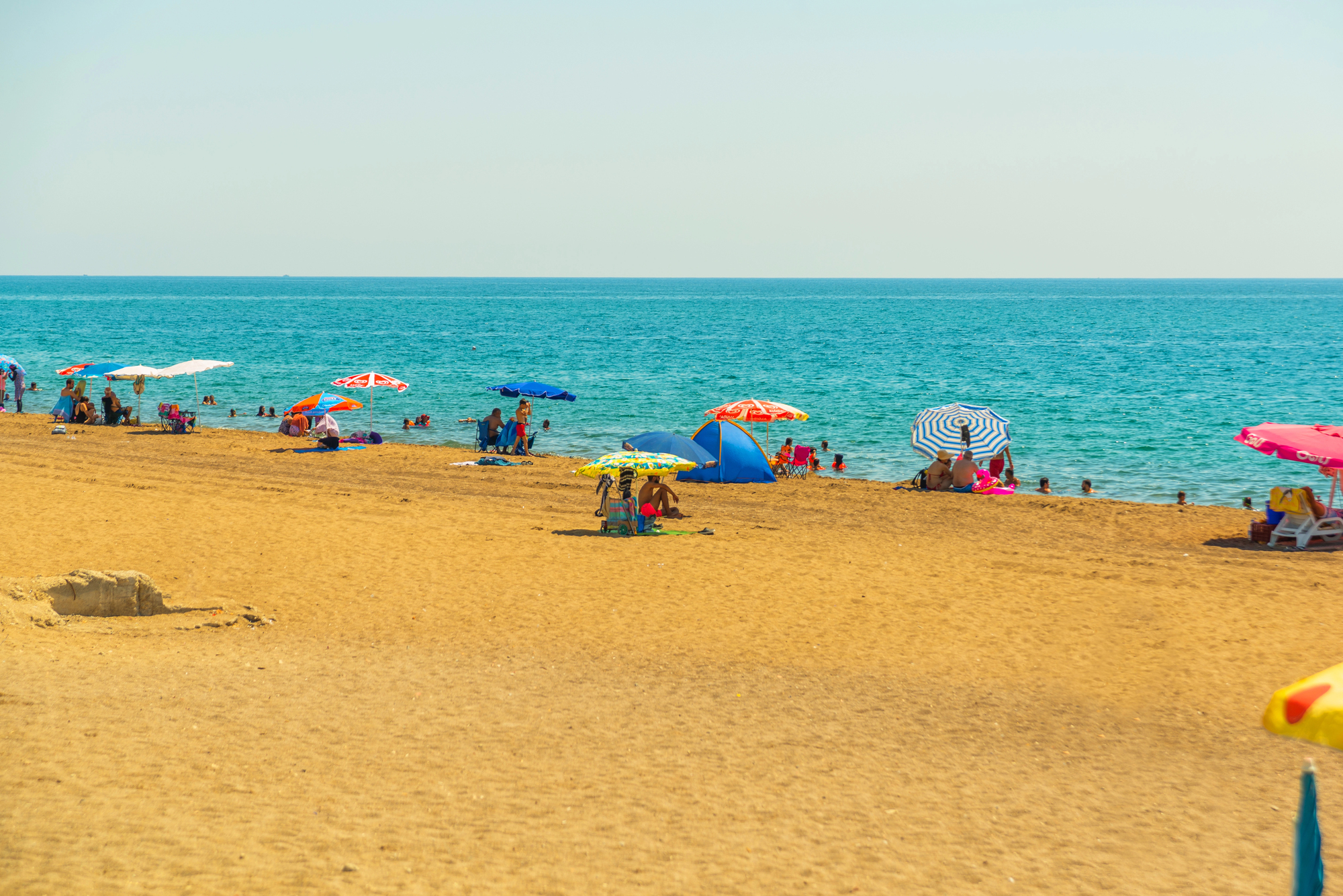Hvor bør man bo i Antalya? De 6 beste områdene & gode hoteller 4 Lara-stranden ved Antalyabukta