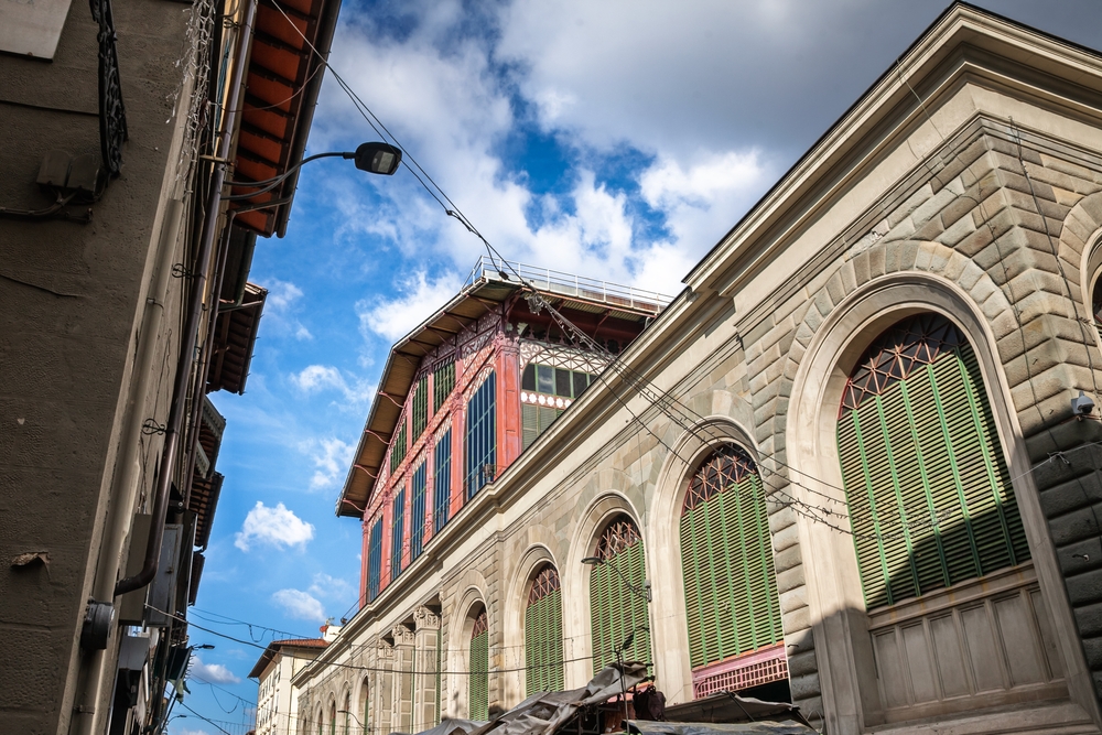 Fra Firenze og Pisa lufthavn til Firenze sentrum - transportguide 4 Markedshallen Mercato Centrale i Firenze