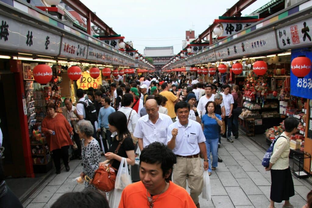 Nakamise-dori i Asakusa i Tokyo