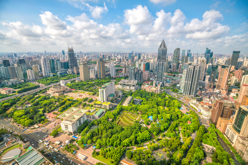 Hvor bør man bo i Shanghai? De 6 beste områdene & gode hoteller 3 People's Square og parken i Shanghai sett ovenfra