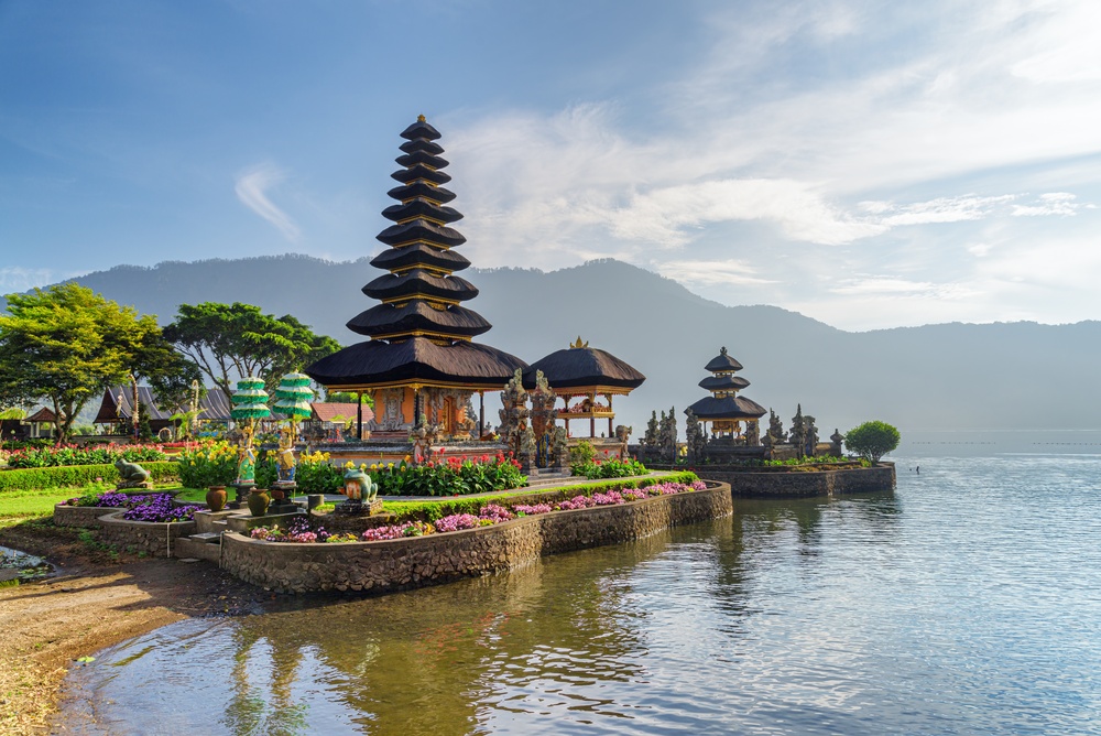 Pura Ulun Danu Beratan ved Beratan-sjøen på Bali
