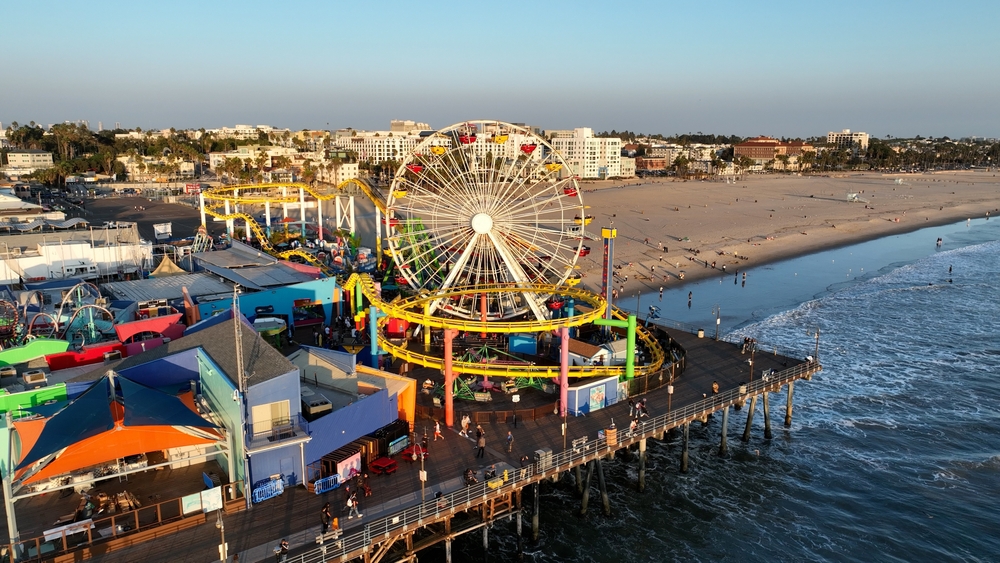 Severdigheter i Los Angeles: de 19 beste tingene å se og gjøre 6 Santa Monica Pier med pariserhjulet i Pacific Park