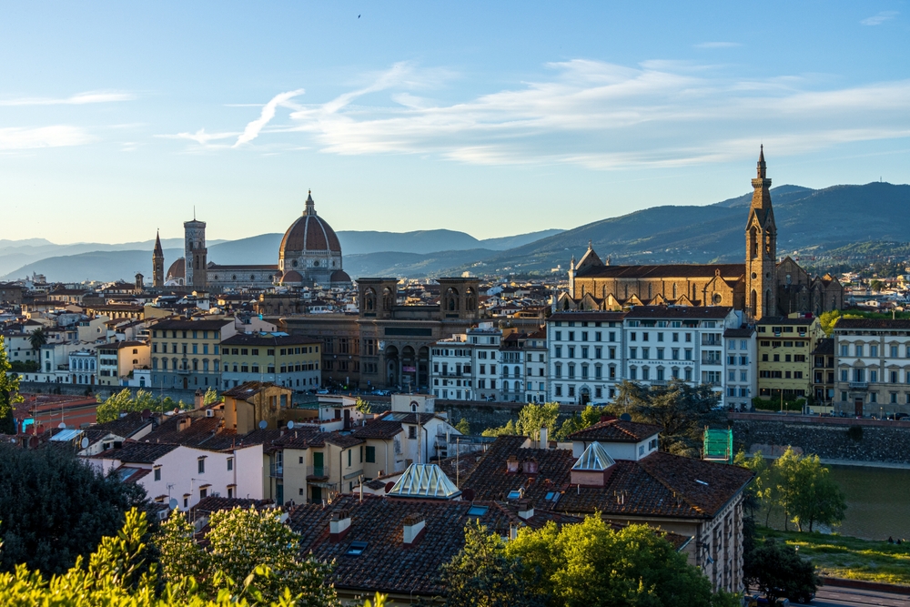 Utsikt over Firenze med domkirkens kuppel og tårnet på Palazzo Vecchio