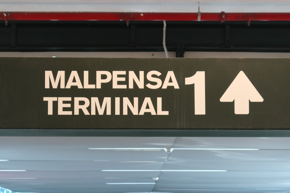 Skilt ved Terminal 1 på Milano Malpensa lufthavn