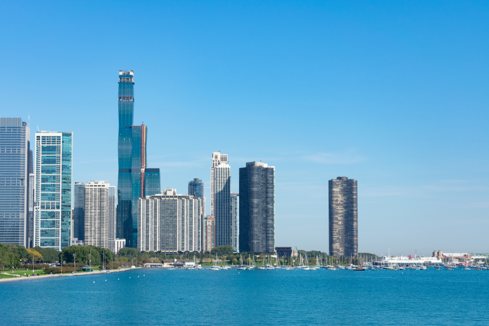 Hvor bør man bo i Chicago? De 5 beste områdene & gode hoteller 4 Streetervilles silhuett ved Lake Michigan i Chicago