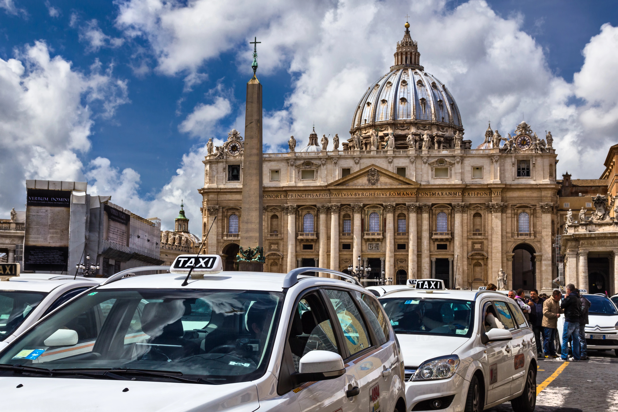Fra Ciampino lufthavn til Roma sentrum - transportguide 5 Taxi i Roma
