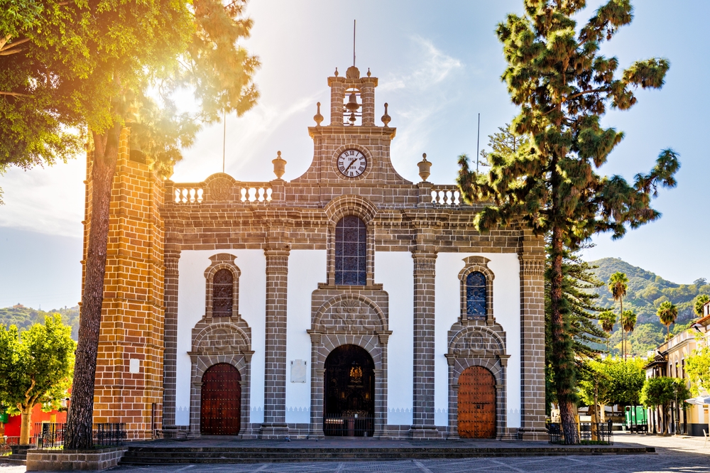 Severdigheter på Gran Canaria: de 17 beste tingene å se og gjøre 11 Basílica de Nuestra Señora del Pino i Teror på Gran Canaria