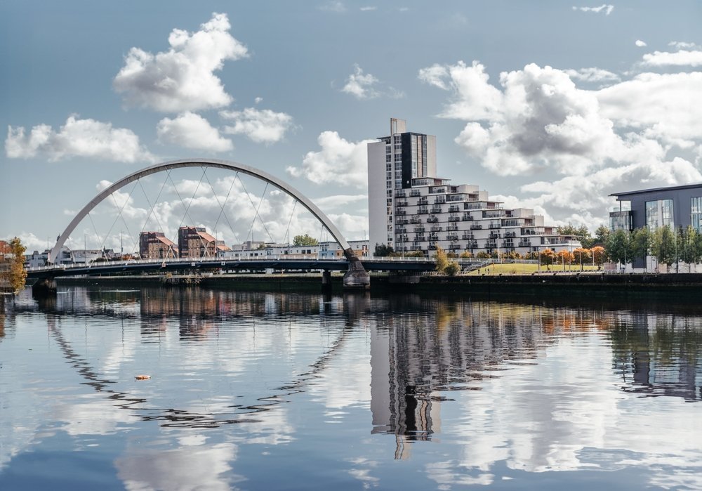Broen Clyde Arc over elven Clyde ved Finnieston i Glasgow