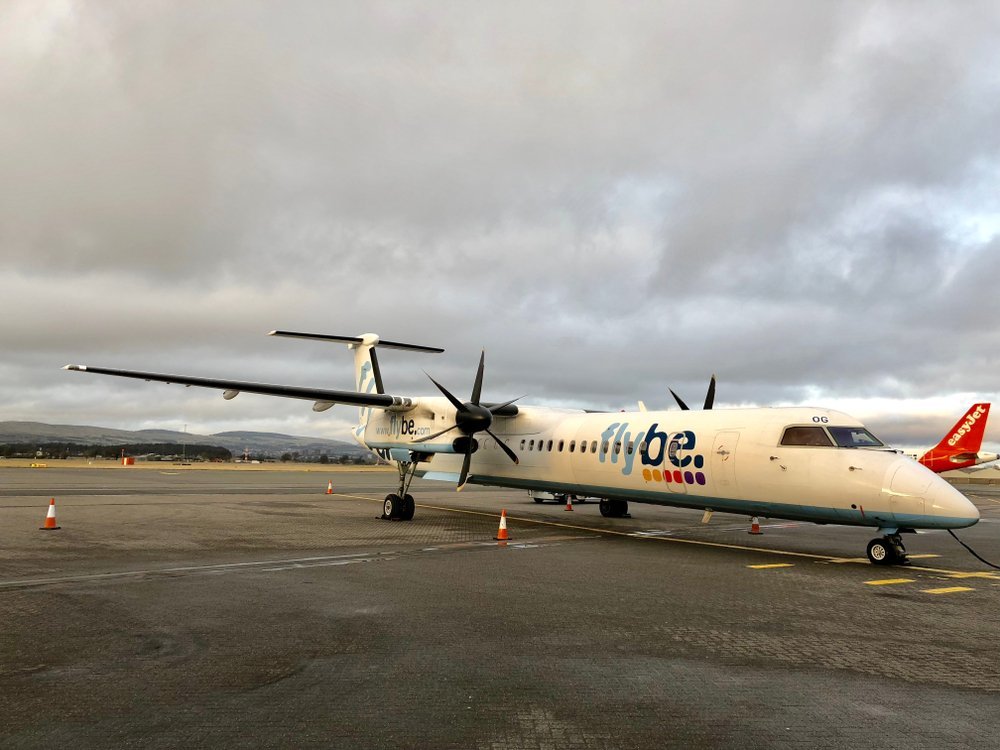 Fly ved flyparkeringen på Glasgow lufthavn ved Paisley