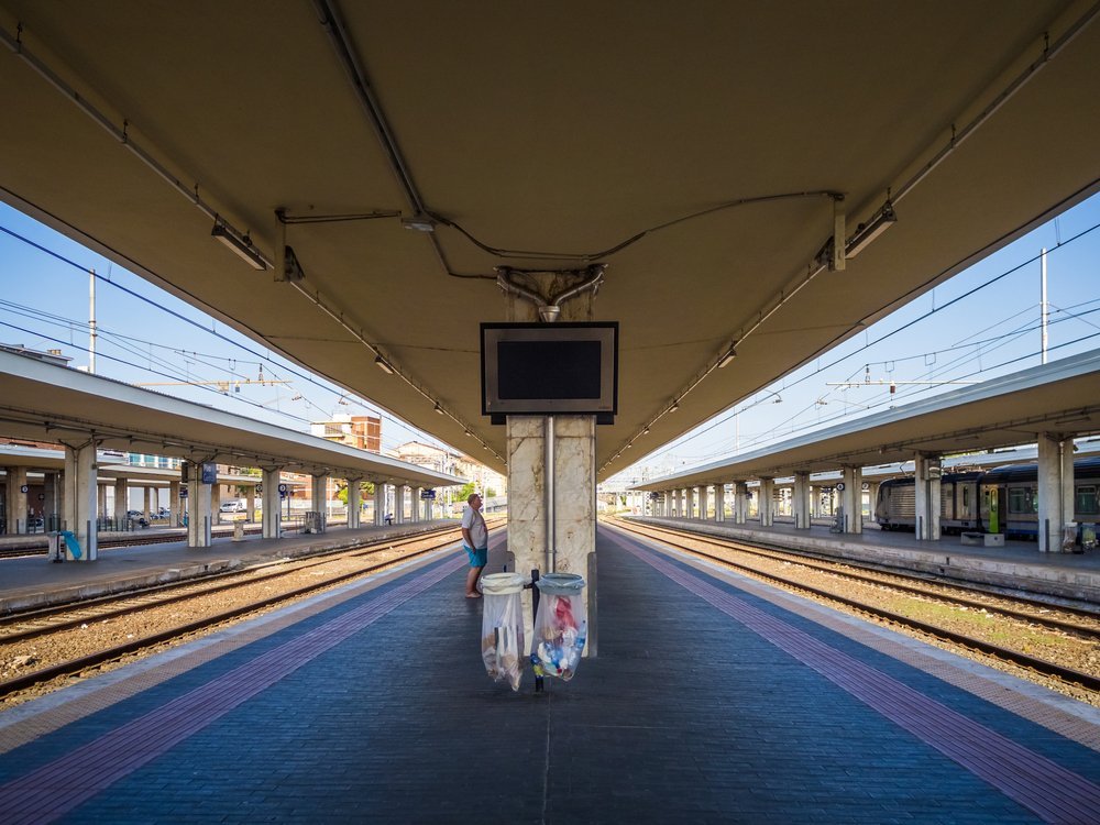 Hvor bør man bo i Pisa? De 5 beste områdene & gode hoteller 4 Jernbanestasjonen Pisa Centrale, der PisaMover og regiontogene møtes
