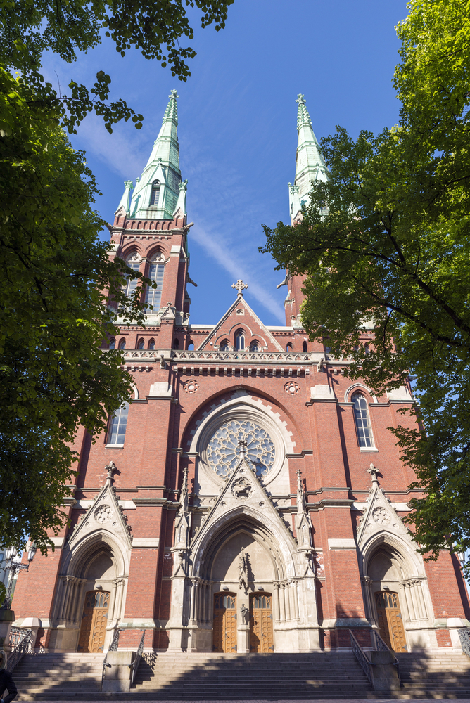 Hvor bør man bo i Helsinki? De 6 beste områdene & gode hoteller 4 Johanneskirken i Design District i Helsinki