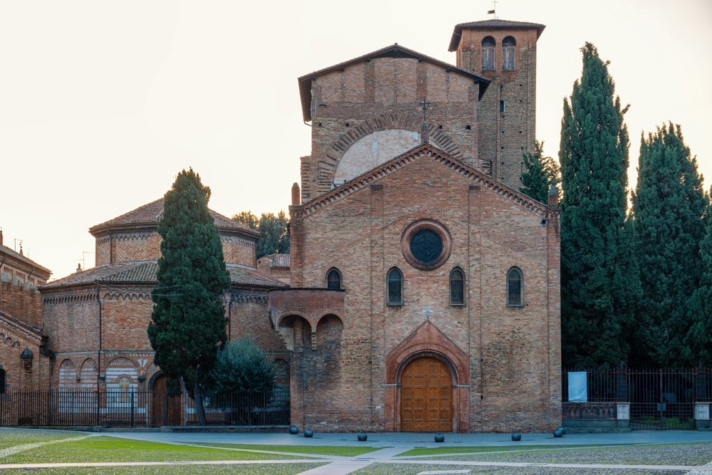 Kirkekomplekset Santo Stefano og de sju kirkene på Piazza Santo Stefano i Bologna