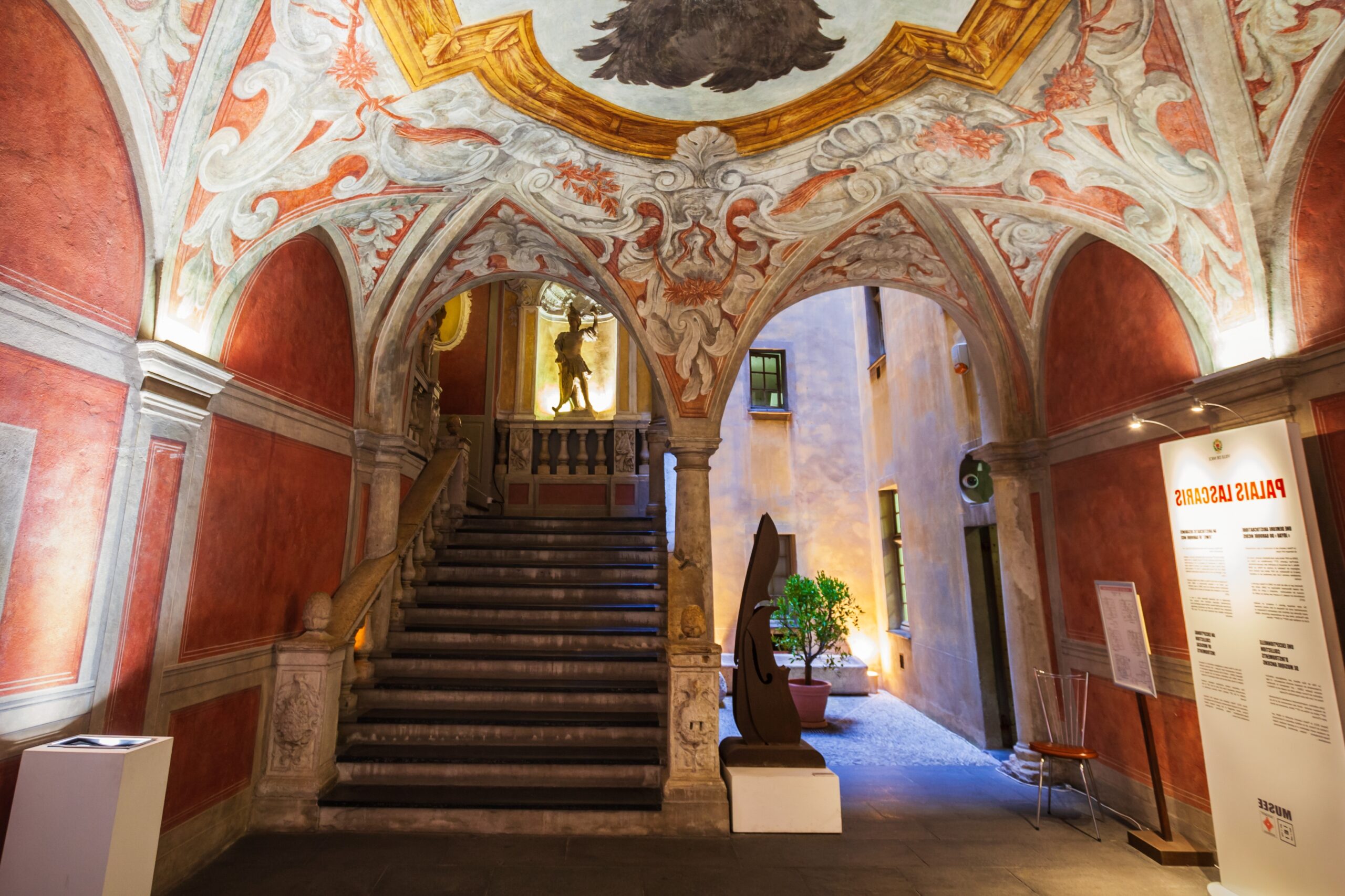 Severdigheter i Nice: de 17 beste tingene å se og gjøre 12 Palais Lascaris i Nice