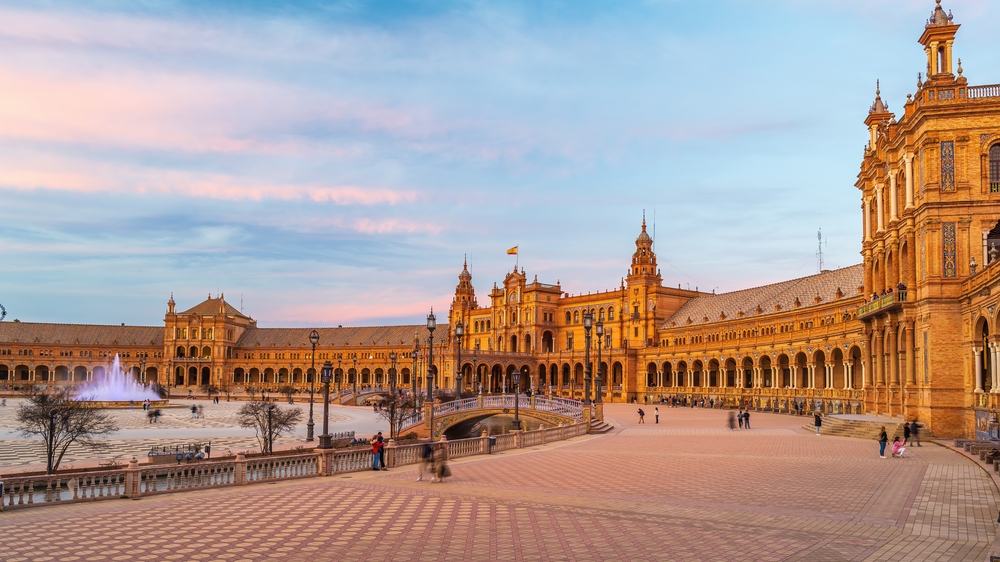 Severdigheter i Sevilla: de 17 beste tingene å se og gjøre 4 Panoramautsikt over Plaza de España i Sevilla