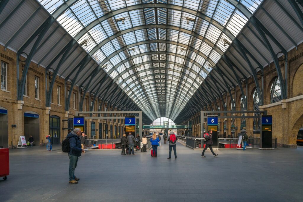 Hvor bør man bo i England? De 11 beste områdene & gode hoteller 2 St Pancras International stasjon ved King's Cross i London