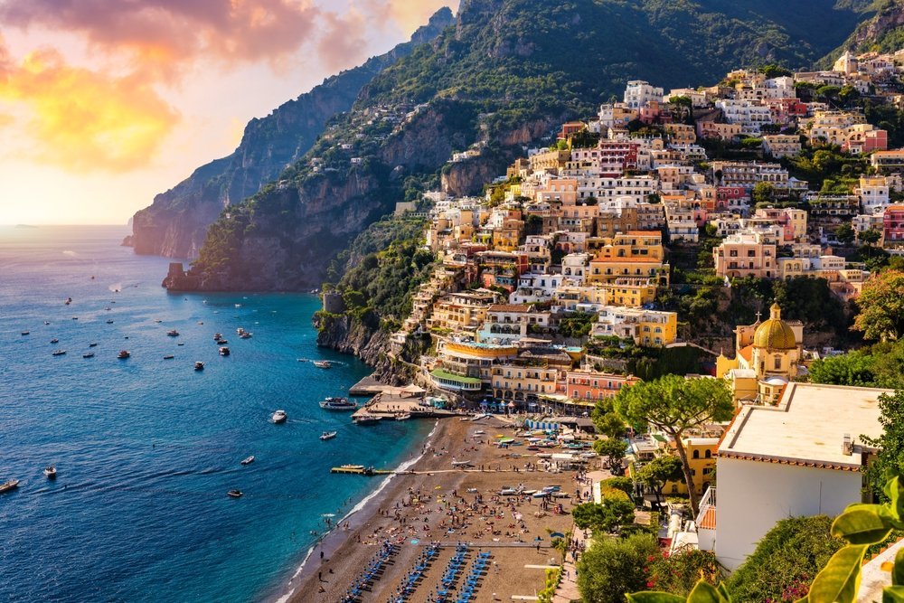 Utsikt over Positano fra den øvre delen av byen ved Via Cristoforo Colombo